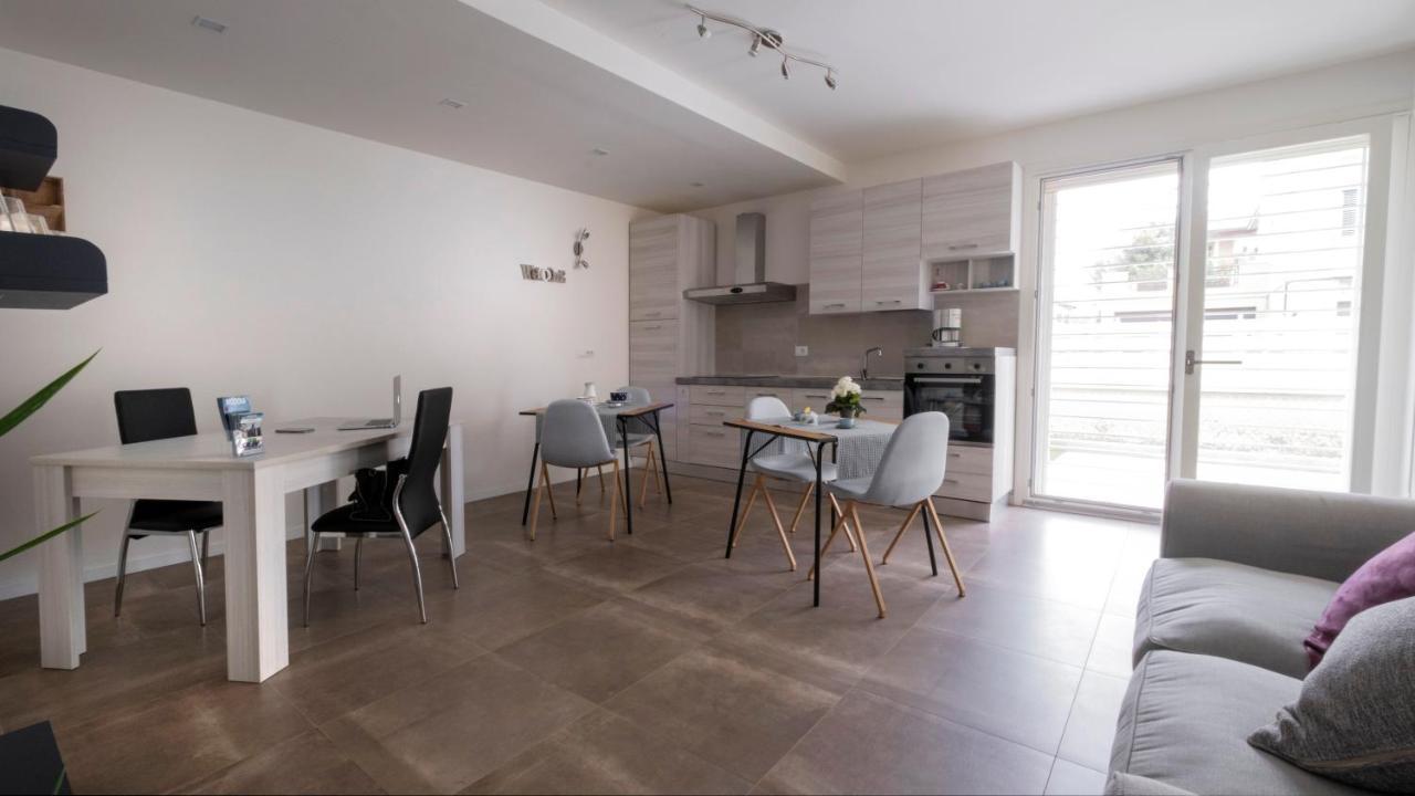 Maisonette Modena Park Экстерьер фото
